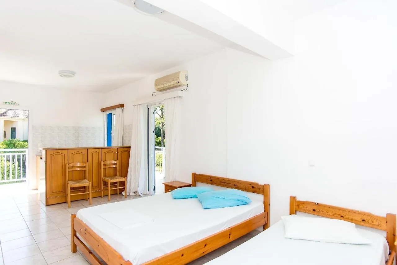 Blue White Apartments - Kefallonia Poolside Retreats Griechenland
