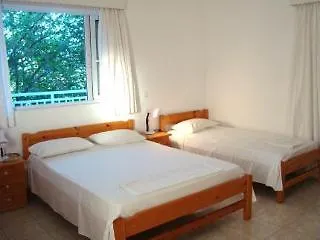 Aparthotel Blue White Apartments - Kefallonia Poolside Retreats