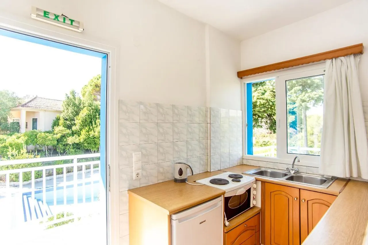 ספרטיה Blue White Apartments - Kefallonia Poolside Retreats