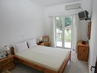 ספרטיה Blue White Apartments - Kefallonia Poolside Retreats יוון