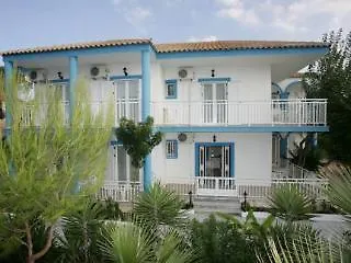 Blue White Apartments - Kefallonia Poolside Retreats 3*, Spartia (Kefalonia) Greece